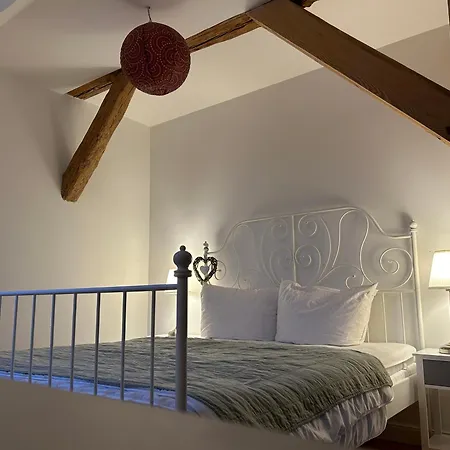 Stadtwohnung Direkt Im Zentrum Апартаменты Нойштрелиц